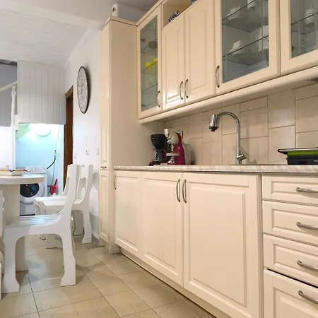 Poseidon Apartment Gaios