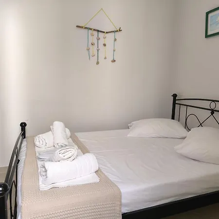 Poseidon Apartment *